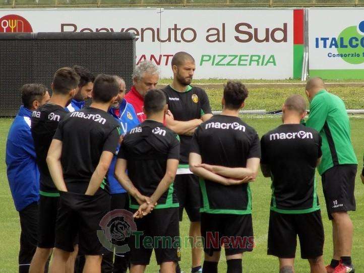 Ternana oggi in campo per la seconda seduta di lavoro