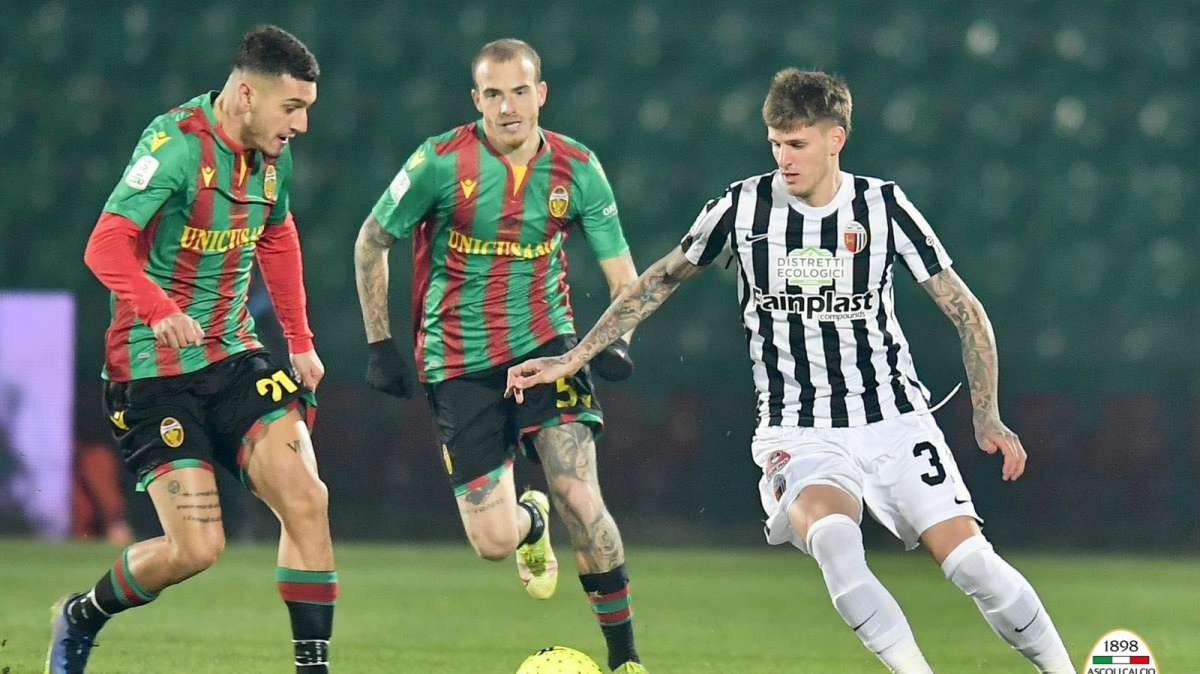 RassegnaStampa - TS - Spettacolo Ascoli, Ternana travolta