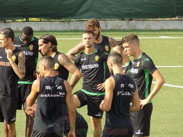 Ternana - Allenamento mattutino ad alta...intensità: Gallo striglia i suoi