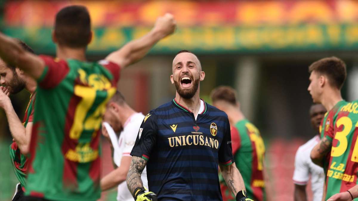 Iannarilli è super su Man e Walter Zenga lo promuove su SkySport – VIDEO