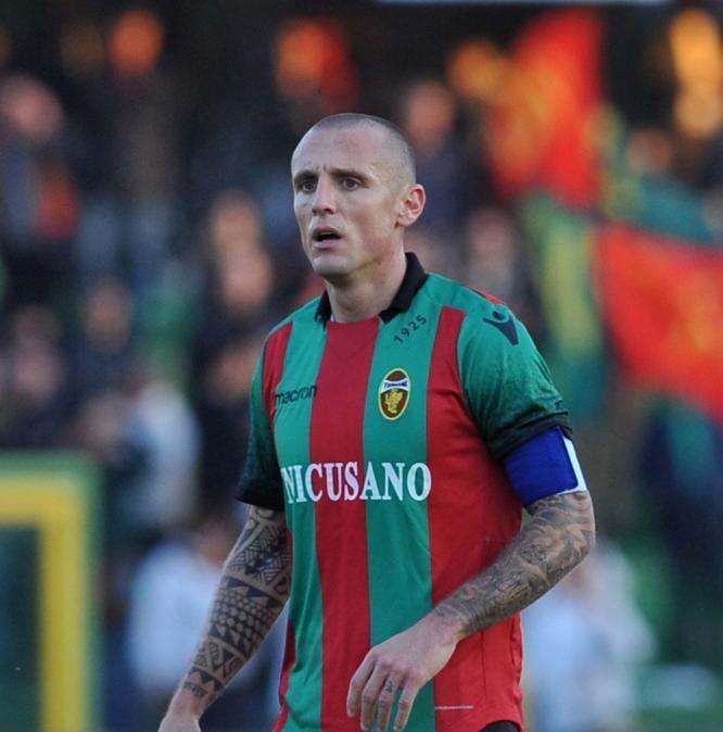 Ternana, differenziato per Defendi. Lavoro in palestra per Proietti