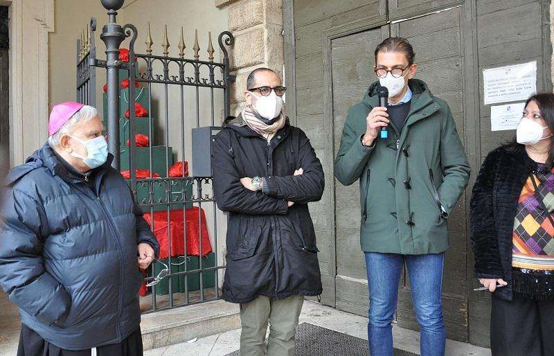 Pranzo di Natale, consegnati 120 cestini da asporto grazie anche alla Ternana - FOTO