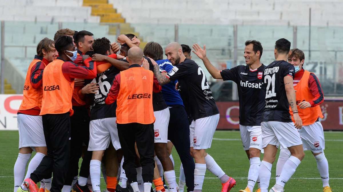 Teramo-Ternana, la carica di Paci, Diakite e Vitturini