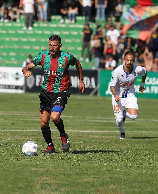 Alla Ternana l'ultima da calciatore: Giuseppe Vives lascia il calcio giocato