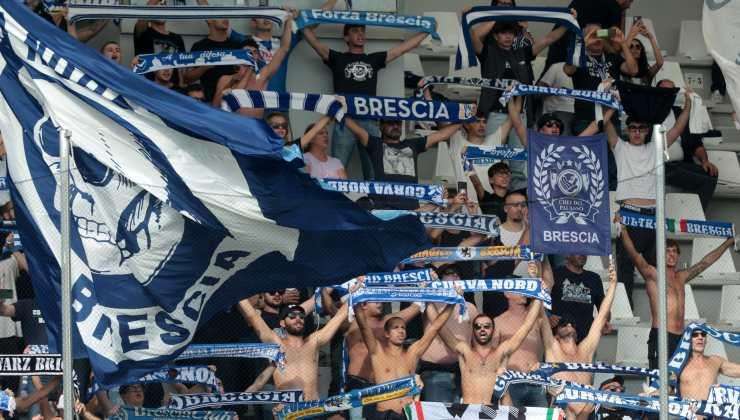 La richiesta del piccolo tifoso del Brescia - TernanaNews.it (Foto LaPresse) 