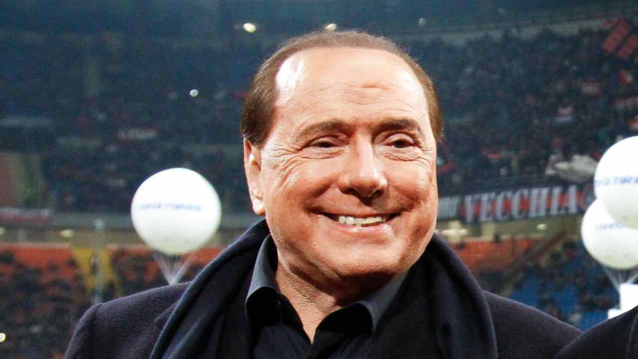 L'ex presidente del Milan Silvio Berlusconi