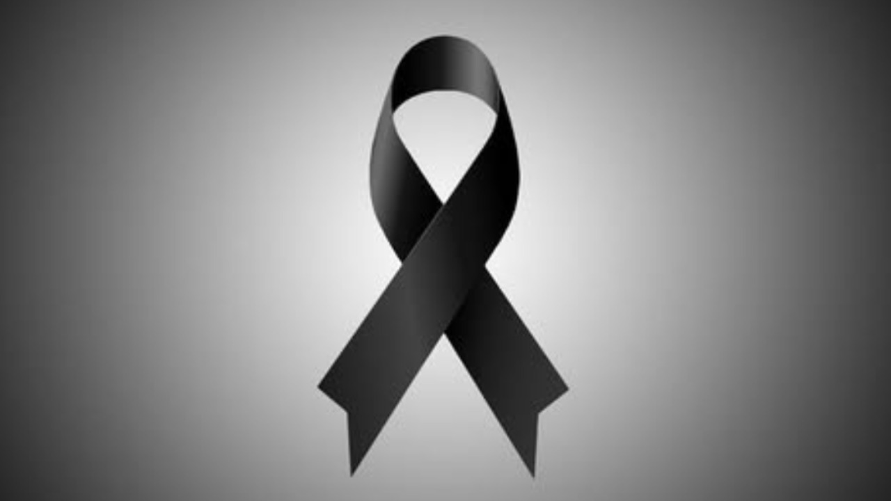 E' morto a due passi dal campo