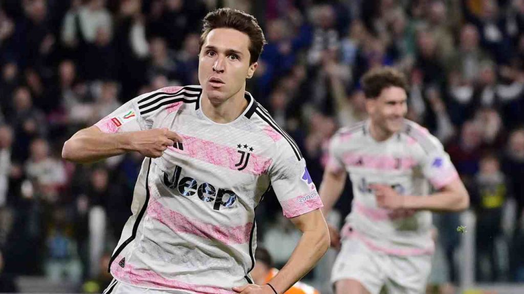 Ho fallito in tutto, me ne devo andare via per forza | Chiesa saluta il Liverpool: è fatta per il prestito in Serie A