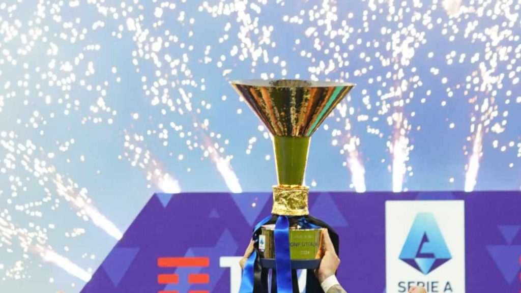 “E’ UNO SCUDETTO FALSATO”: bomba in Serie A | L’annuncio UFFICIALE fa tremare i tifosi