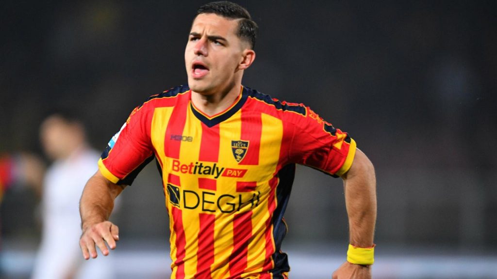ECCO CHE ARRIVA KRSTOVIC | Nuovo bomber per la Lazio: per lui il contratto della vita
