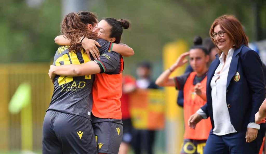 Ternana Women: Lo spogliatoio da sogno che ti lascerà senza parole!