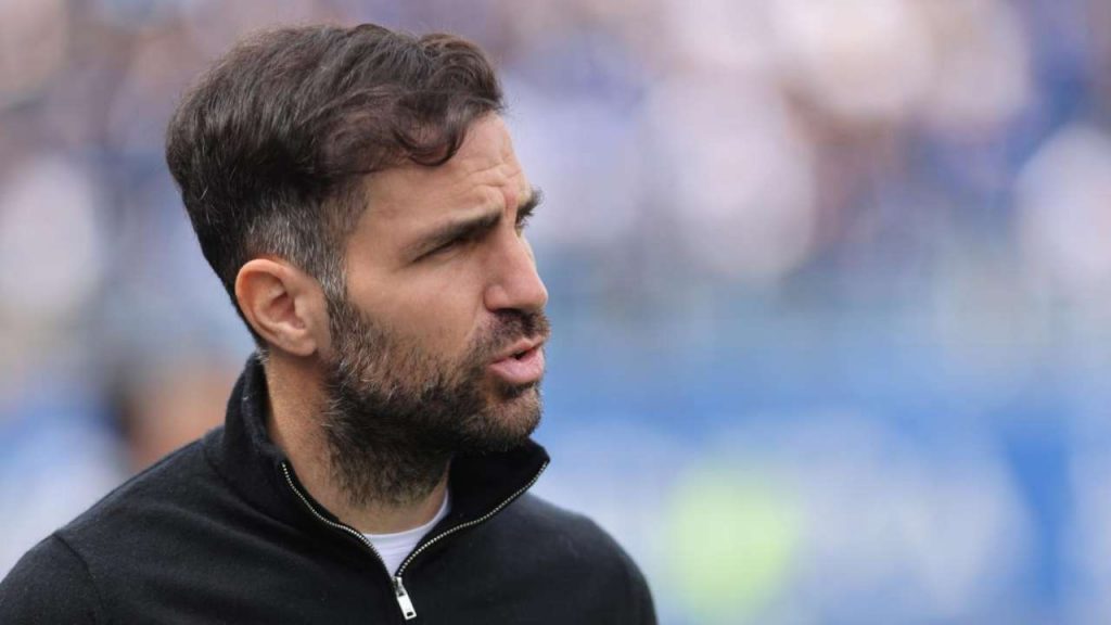 VOGLIAMO FABREGAS COME ALLENATORE: se lo portano via dalla Serie A | Contratto impossibile da rifiutare