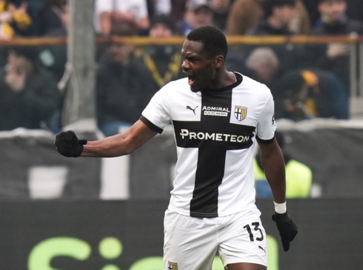 Ange-Yoan Bonny con la maglia del Parma - fonte Lapresse - ternananews.it