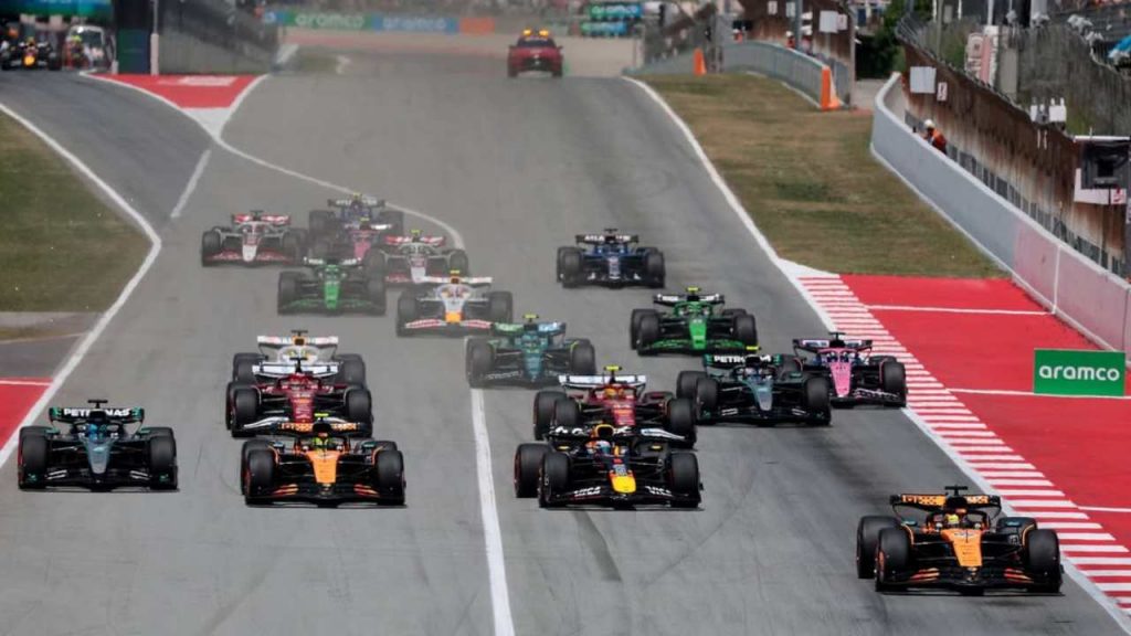 SORPRESA IN FORMULA UNO: arriva la SQUALIFICA | Clima incandescente nella SCUDERIA