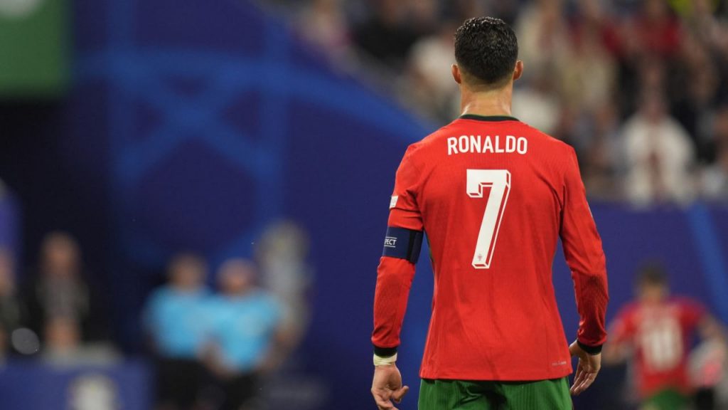 BOMBA CR7: cambia immediatamente il suo futuro | Svolta IMPROVVISA nella sua carriera