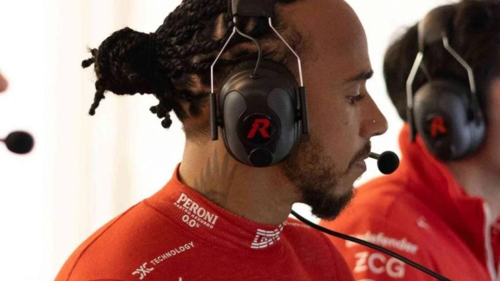 BATOSTA PER HAMILTON | Preoccupazione alle stelle in casa Ferrari: L’ANNUNCIO IMPROVVISO
