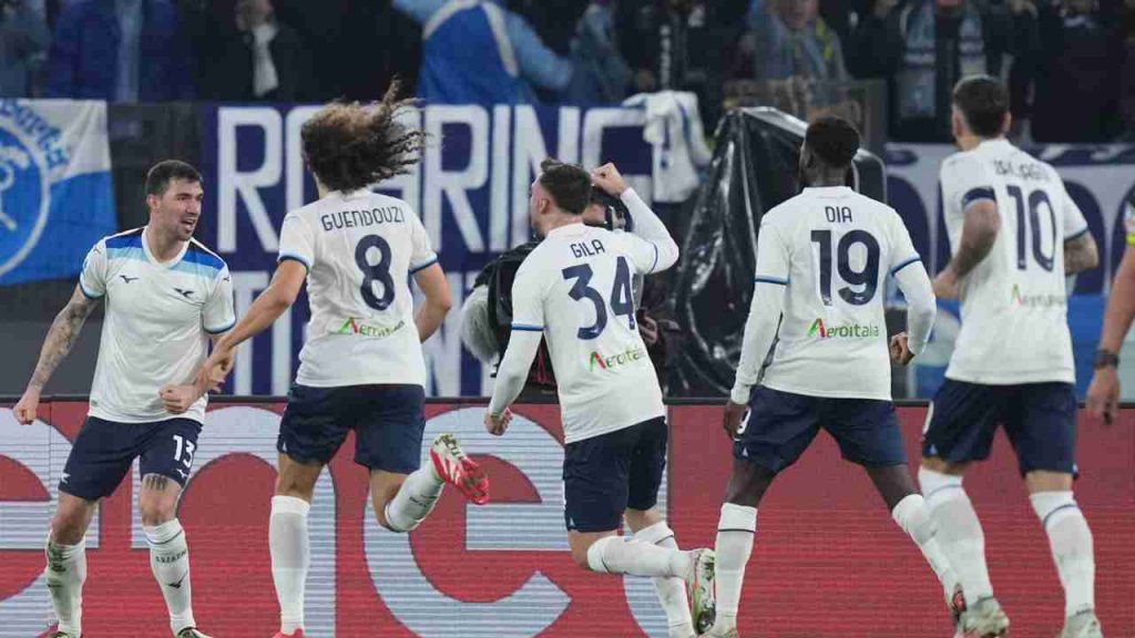 Con Sarri resto alla Lazio al 100% | Voglio rimanere qui, non me ne vado neanche per 50 milioni: ORGOGLIO BIANCOCELESTE