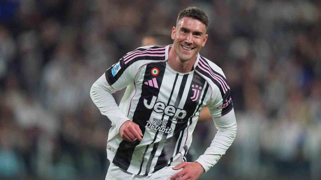 COLPO DI SCENA VLAHOVIC, deciso il suo futuro | SORPRESA TOTALE PER LA JUVE