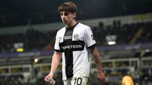 Cambia maglia ma resta in Serie A