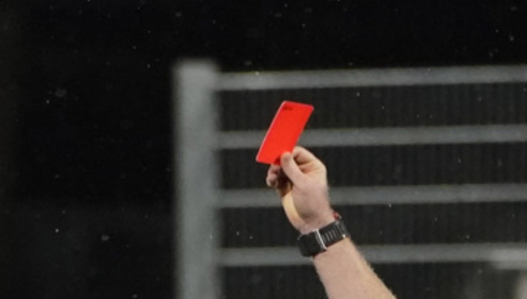 Calciatore squalificato per oltre un anno