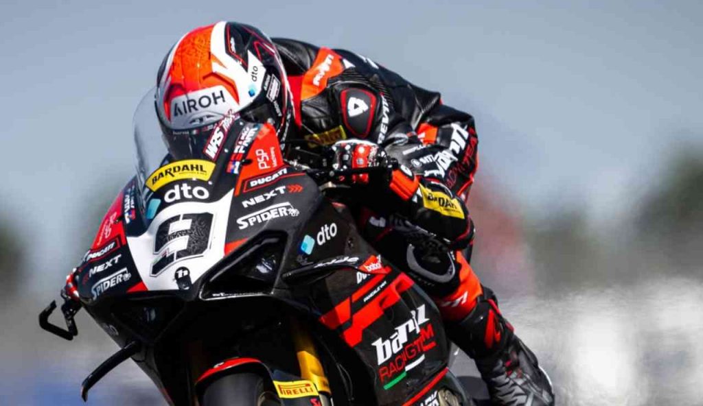 Superbike, Donington: rimonta e podio per Danilo Petrucci in Gara 1
