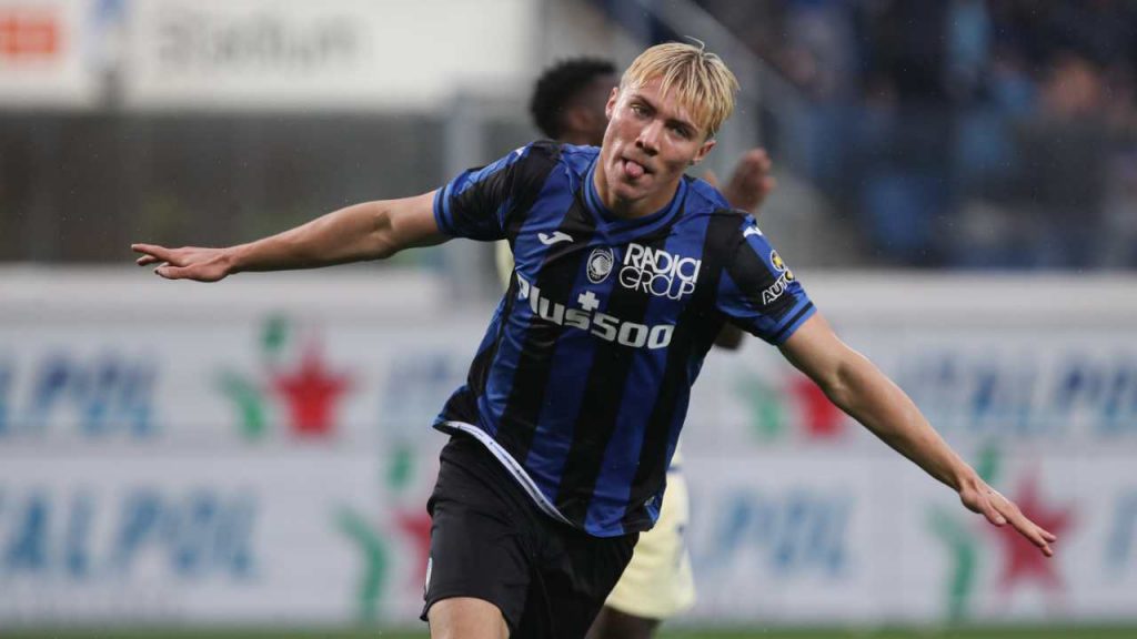 HOJLUND TORNA IN SERIE A: firma con il TOP CLUB | Goodbye Manchester United