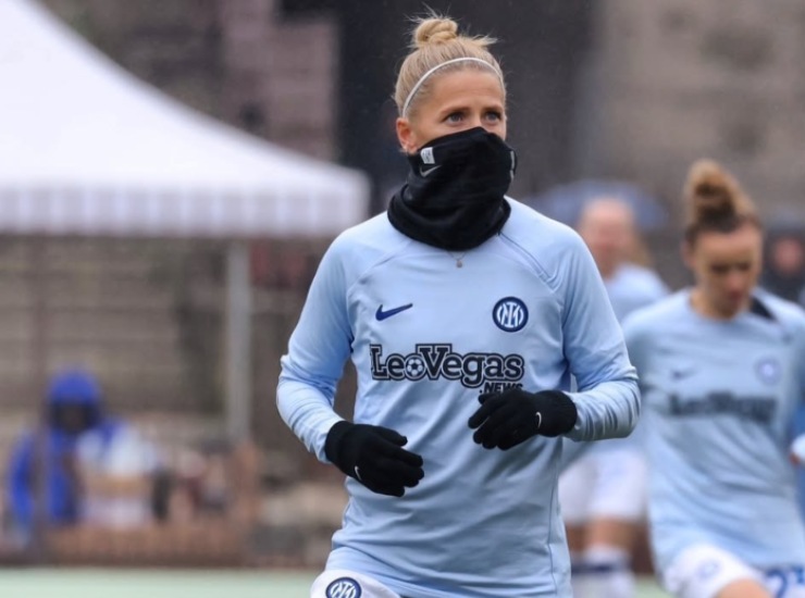 Katie Bowen con la maglia dell'Inter - fonte Instagram - ternananews.it