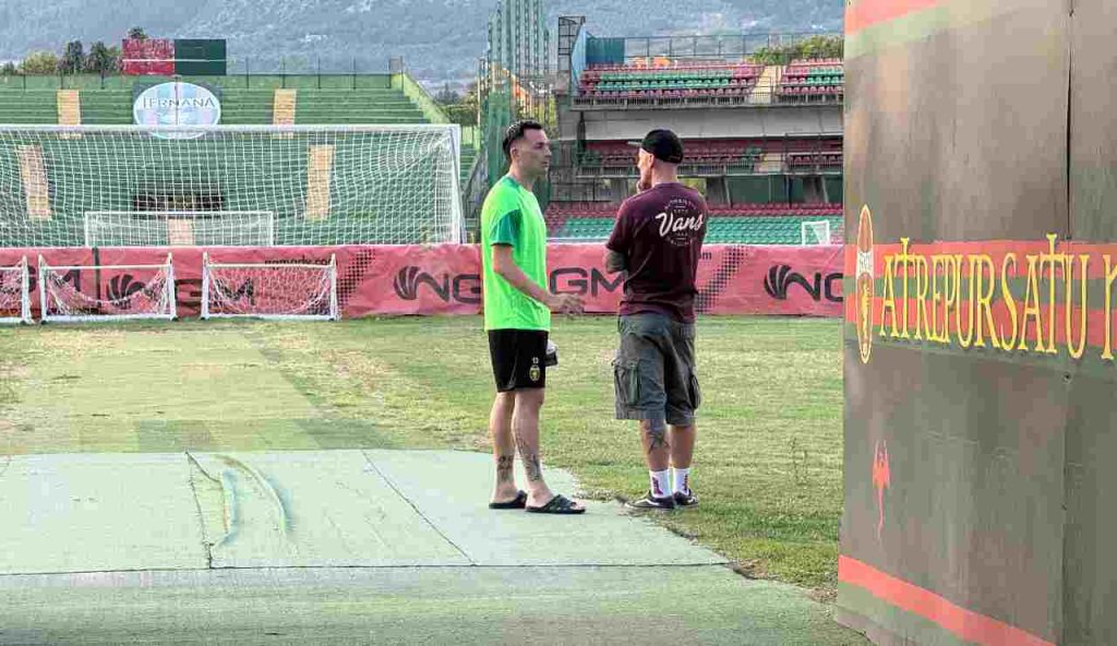 Marino Defendi torna al Liberati: ex capitano a bordocampo con Mammarella