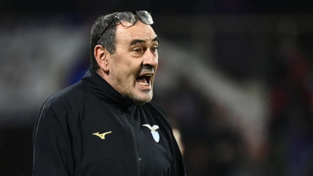 ALTRA TEGOLA PER LA LAZIO: Sarri non ne può più | Lotito deve intervenire immediatamente