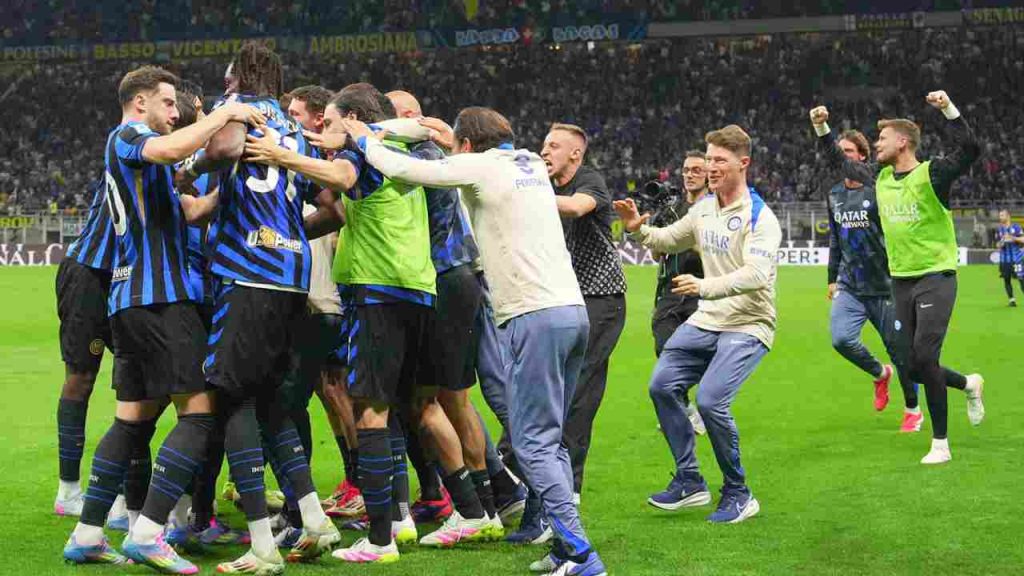 Addio Inter, c’è la cessione a sorpresa | Chivu non può proprio farci niente: LO HANNO VENDUTO IN PREMIER