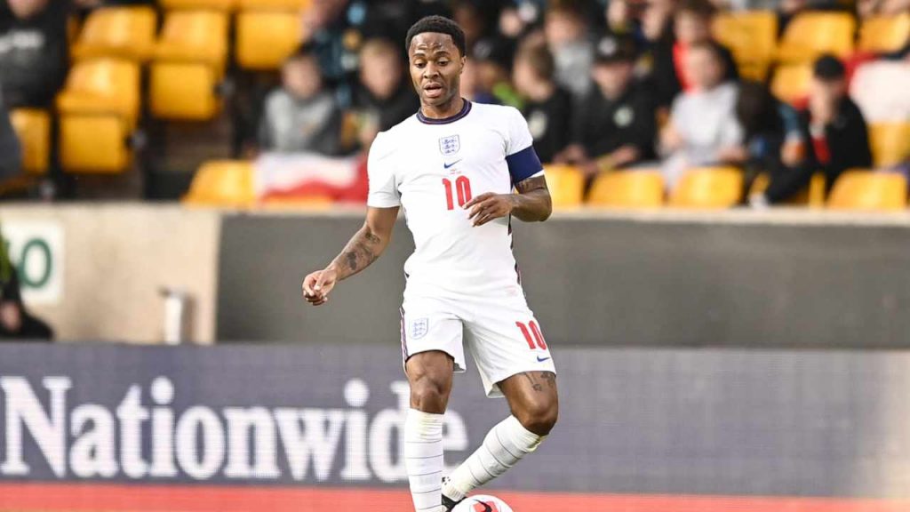 Ecco che arriva Sterling, preso lui come rinforzo | Ti abbiamo scelto, vogliamo solo te