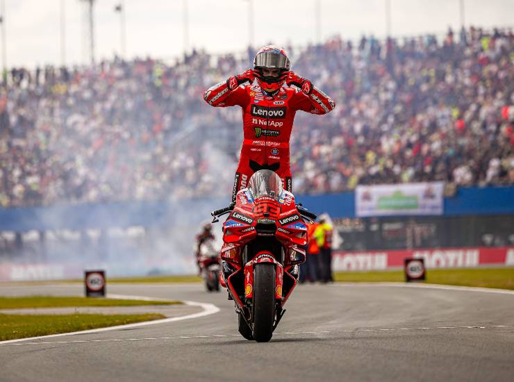 Marc Marquez a bordo della sua Ducati - fonte X - ternananews.it