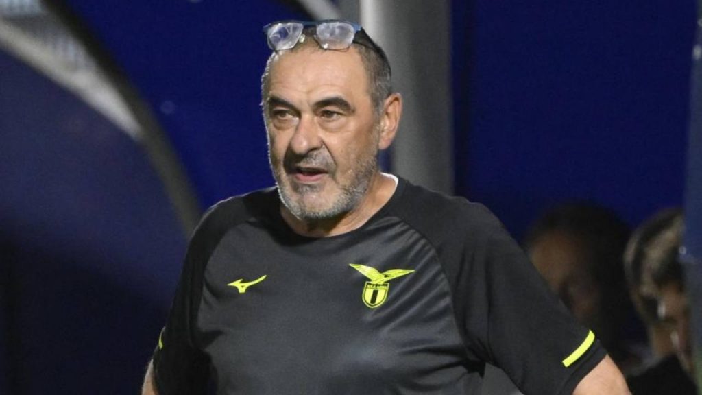 Tu non vai da nessuna parte, ho bisogno te | SARRI HA PRESO LA SUA DECISIONE. cambia tutto per la Lazio