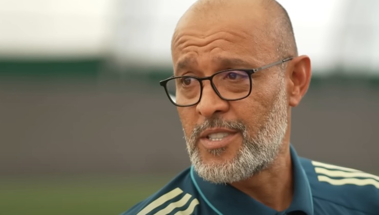 Mou pronto a prendere il suo posto 