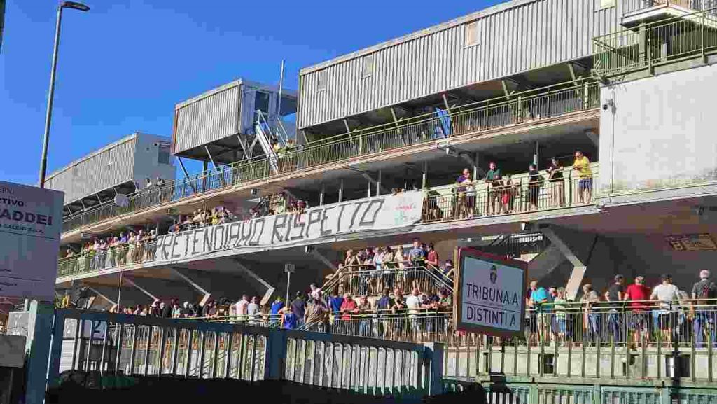 Ternana tifosi allo stadio “Pretendiamo rispetto”