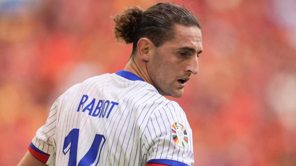 BUFERA RABIOT, preoccupazione alle stelle in casa Milan | C’è solo rabbia e delusione