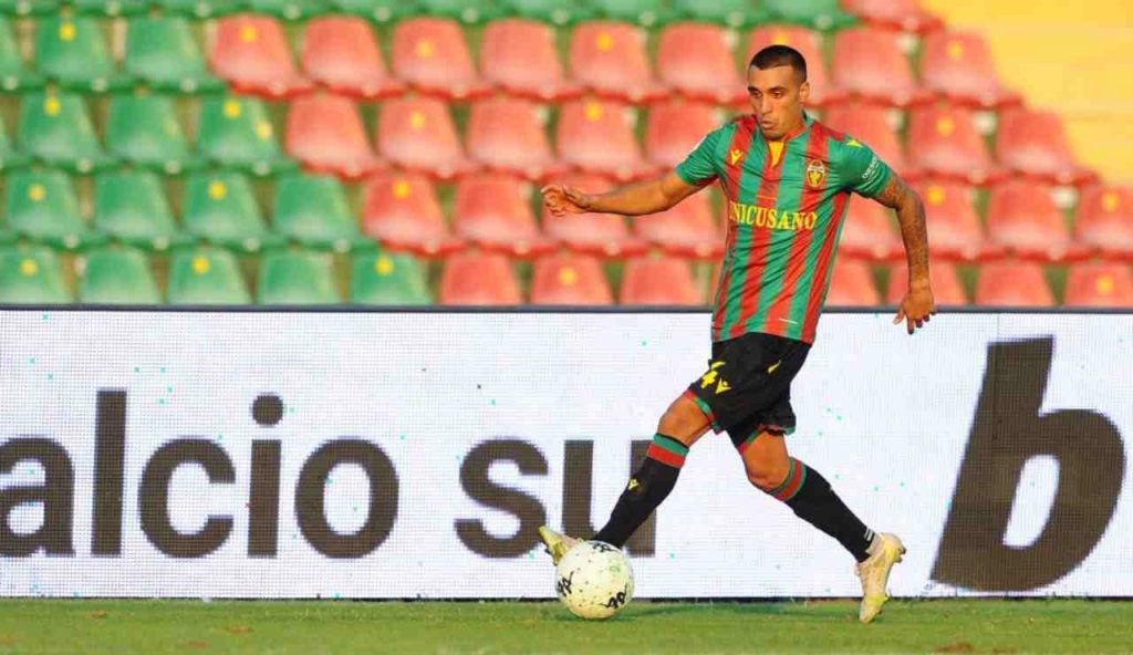 Calciomercato, l’ex Ternana Diego Peralta riparte dal Livorno