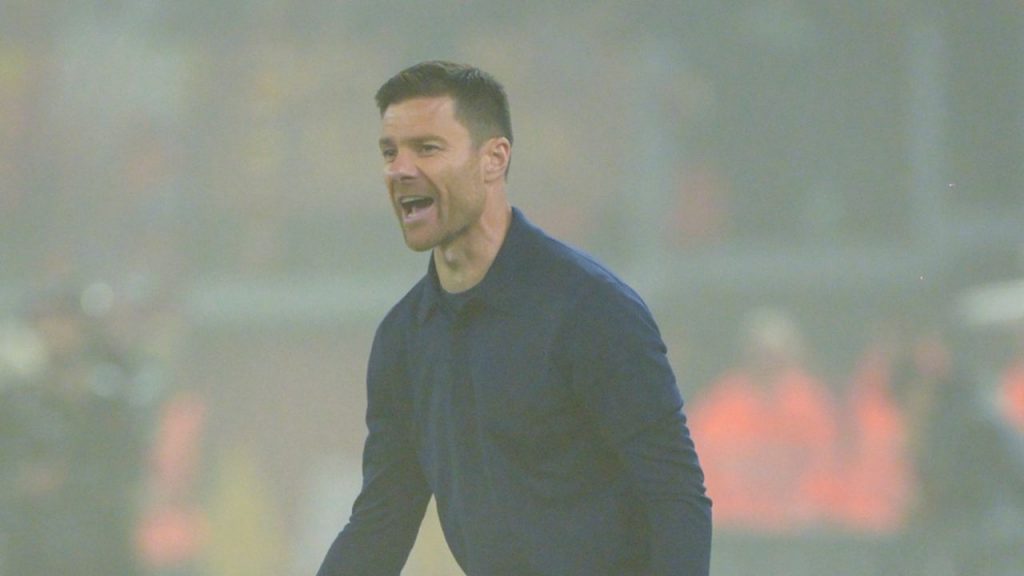 Venite al Real Madrid, vi voglio assolutamente con me | Xabi Alonso ha deciso: doppio colpo di mercato per i Blancos