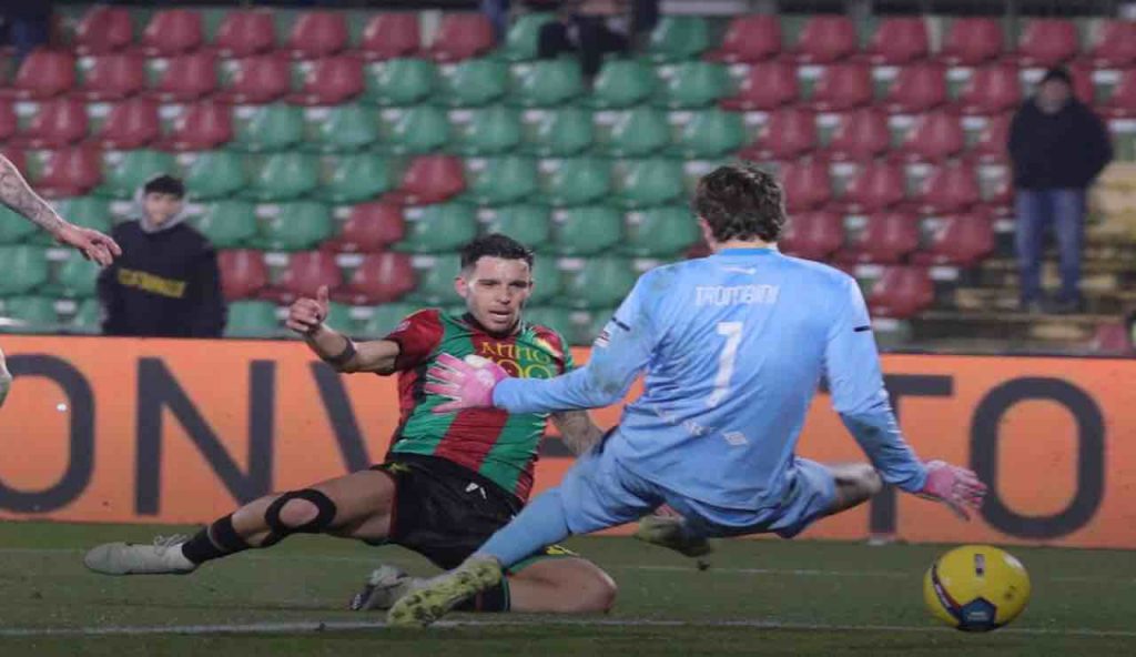 La Ternana sfida la capolista: il peso dei precedenti