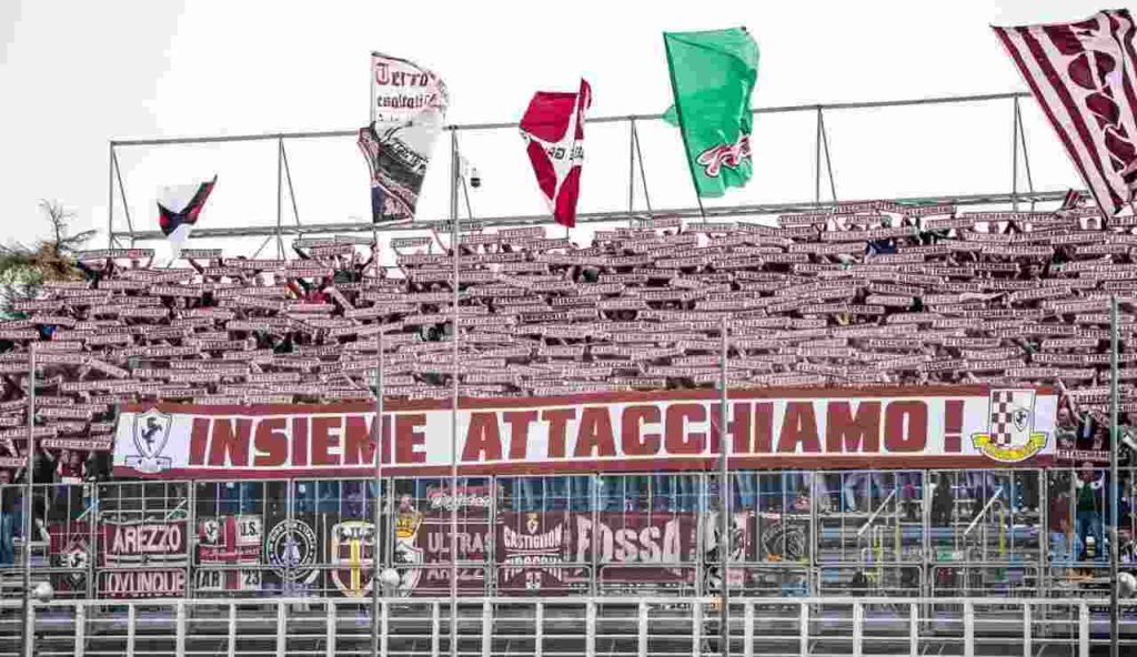 Ternana-Arezzo, vietata la vendita dei biglietti ai residenti nella provincia di Arezzo | VIDEO