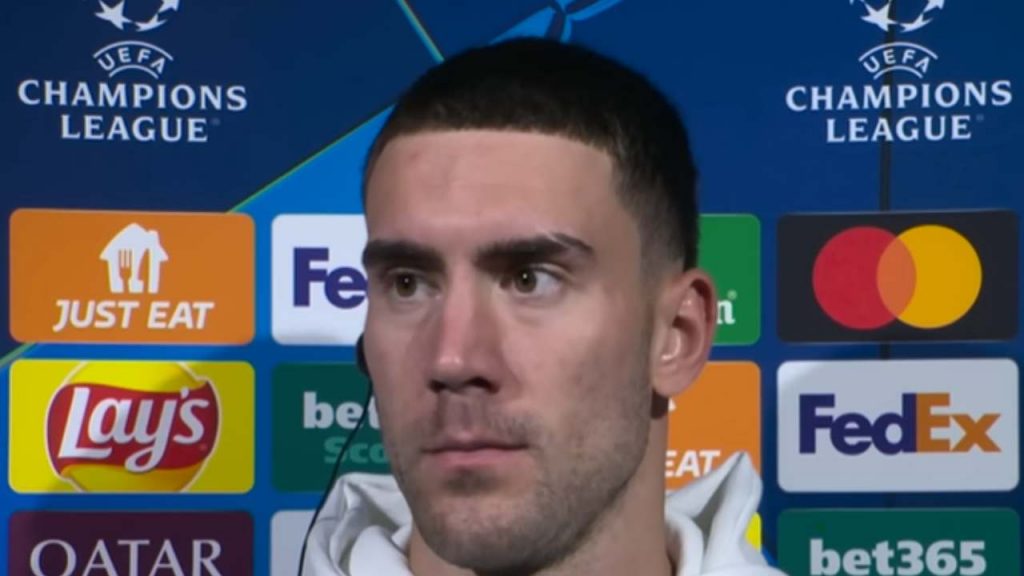 Vlahovic, grande sorpresa per la Juve | Arriva l’annuncio UFFICIALE sul futuro: che svolta