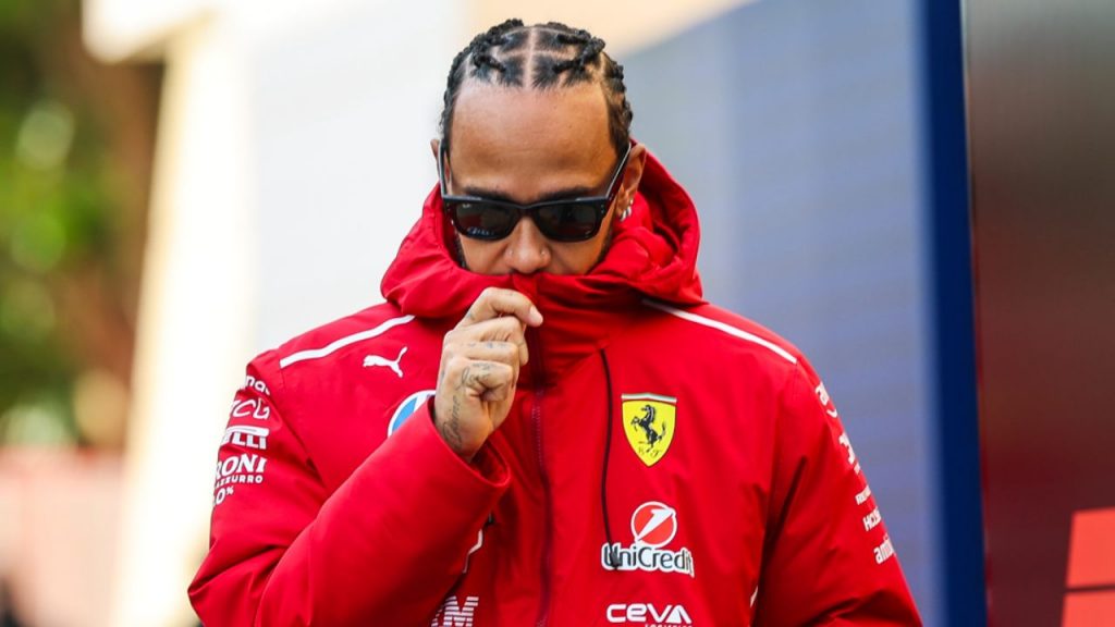 Un vero e proprio dramma per Hamilton, dolore incommensurabile per il pilota | “Ha lottato…”