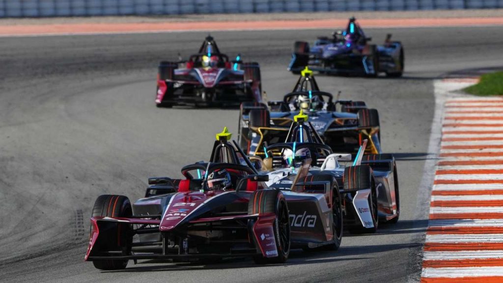 SORPRESA TOTALE IN FORMULA 1, novità assoluta per i fan | Il motivo è ASSURDO