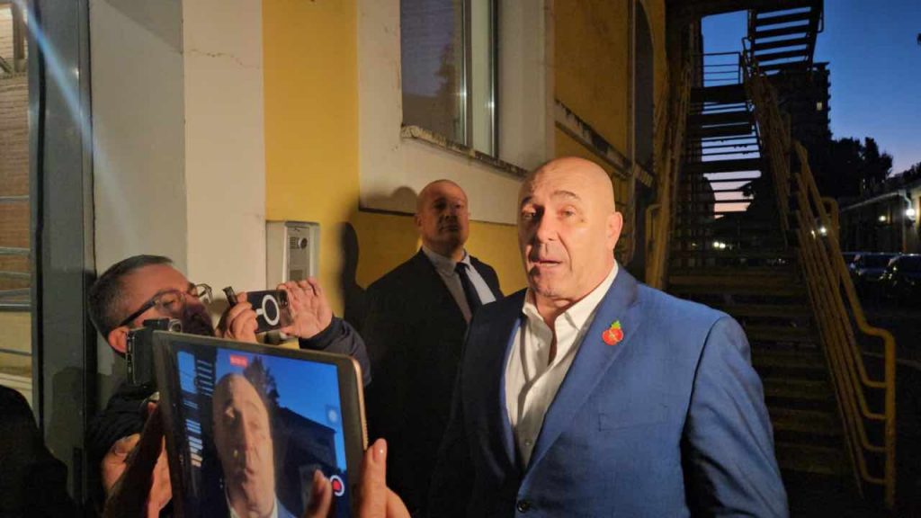 Bandecchi sulla Ternana: ‘Chi compra deve onorare i suoi impegni’