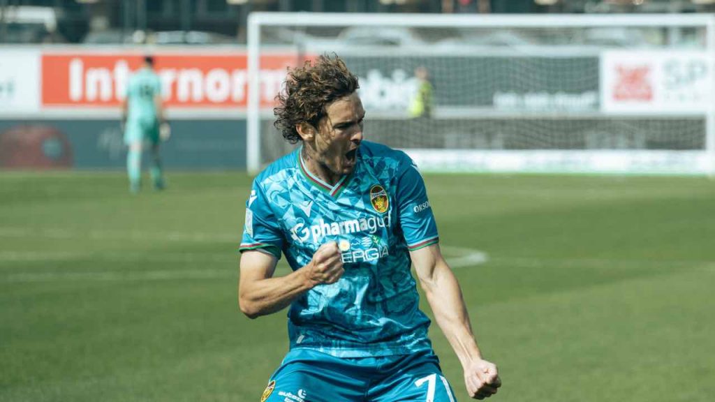 Ex Ternana, Luperini riparte da Livorno: “Voglio dare tutto per questi colori”