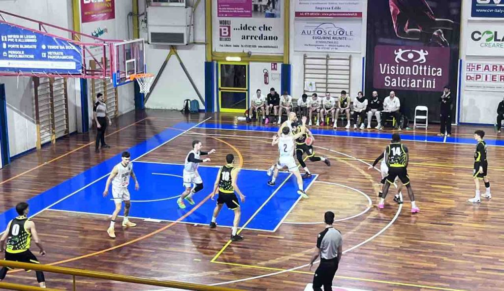 Esseti Basket Terni, avvio d’anno amaro: a Gubbio finisce 65-56