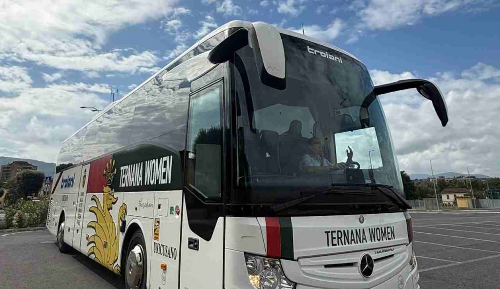 Ternana Women in ritiro ad Assisi: il saluto di Bandecchi e l’amichevole con il Trastevere